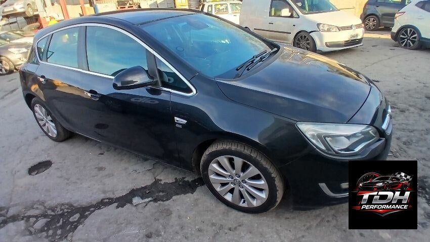 Opel Astra J (2009-2015) Negro 5 Puertas - Despiece / Recambios