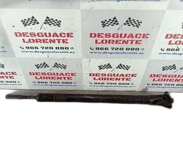 Cardan delantero de Nissan Cabstar 01.04 ->