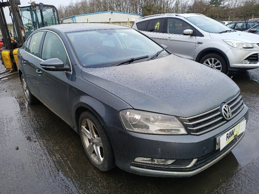 Volkswagen Passat B7 Berlina (2010-2014) Gris Oscuro - Despiece / Recambios