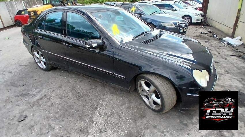 Despiece Mercedes-Benz Clase C W203 (2000-2007) Negro Recambios