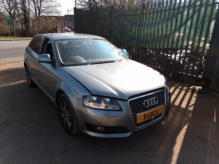 Audi A3 8P Sportback (2008-2012) Gris - Despiece Completo y Recambios