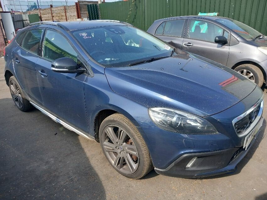 Despiece Volvo V40 Cross Country (2012-2019) Azul - Recambios y Motor