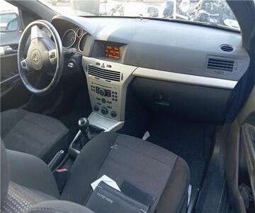 Opel Astra H Twin Top 2006 - Despiece