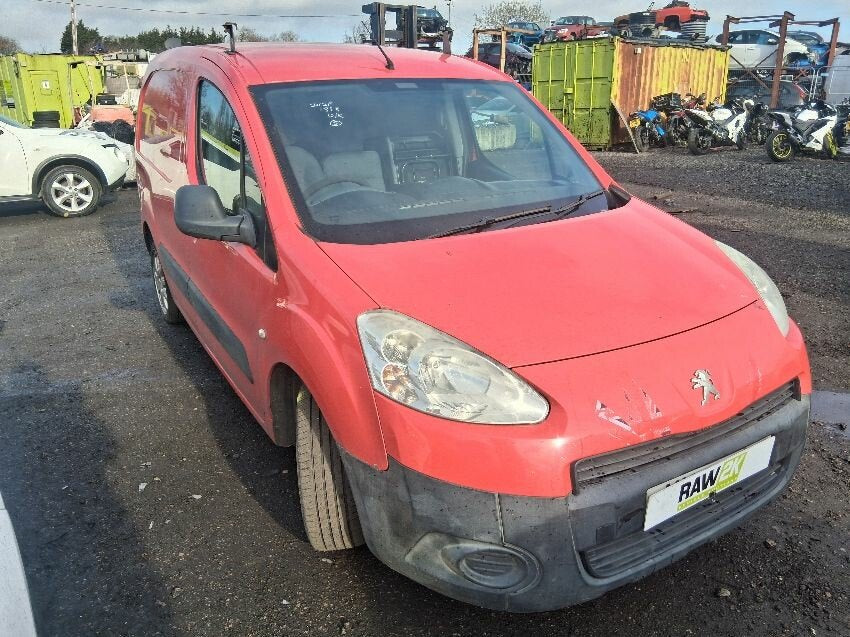 Peugeot Partner B9 (2008-2018) Furgón Rojo - Despiece / Recambios
