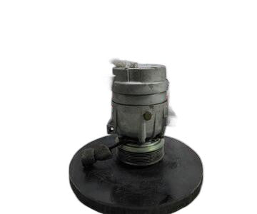 Compresor del aire acondicionado 01140557 de Renault Laguna ii (bg0/1_) 2001-2007