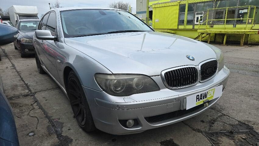 BMW Serie 7 E65 E66 2005-2008 Plateado - Despiece / Recambios