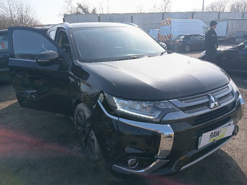 Mitsubishi Outlander III Facelift (2015-2021) Negro - Despiece / Recambios