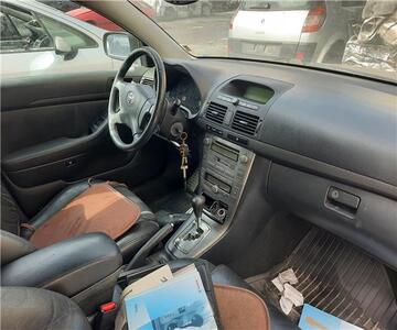 Toyota Avensis Wagon 2003 - Despiece
