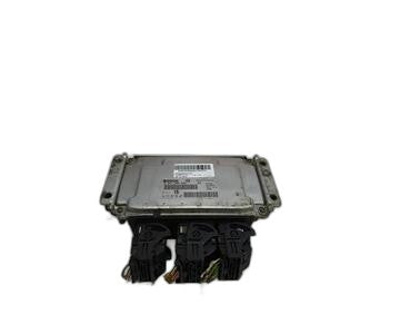Centralita motor uce 0261206246 de Peugeot 106 (s2)