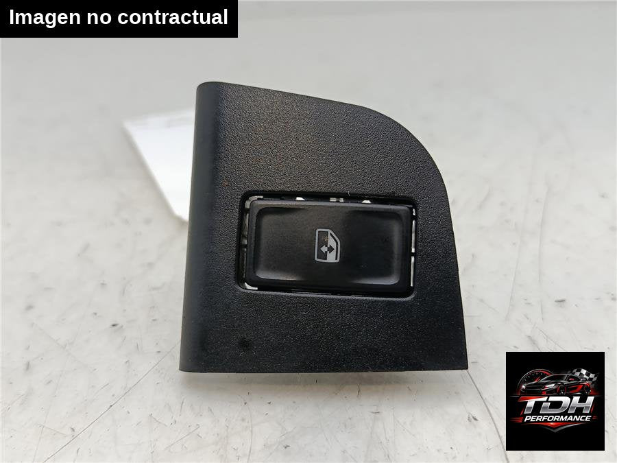 Botonera Puerta Trasera Izquierda Skoda Octavia Combi