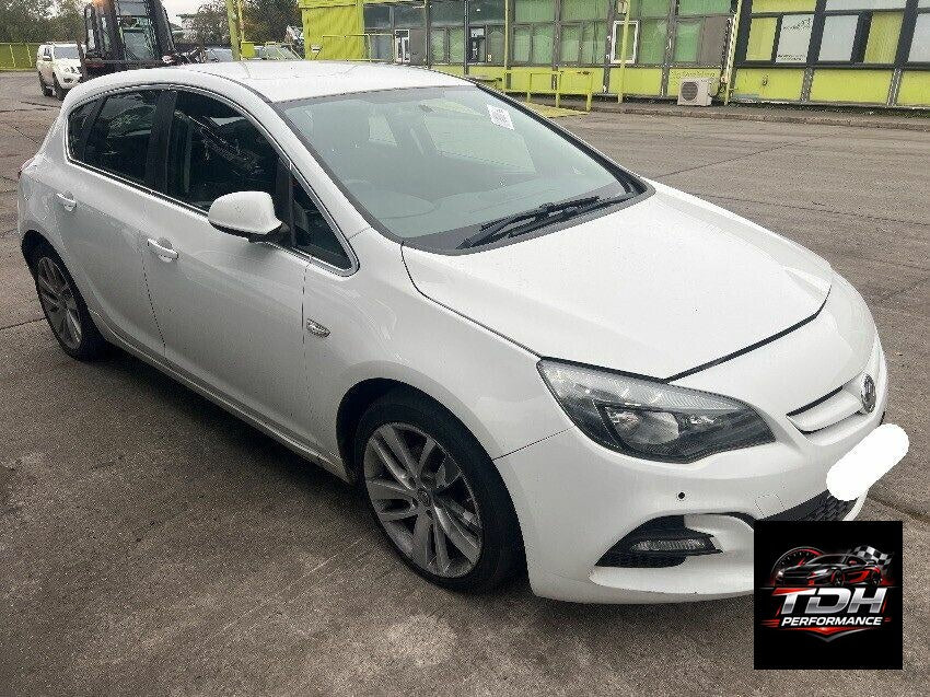 Opel Astra J (2009-2015) 5 Puertas Blanco - Despiece y Recambios