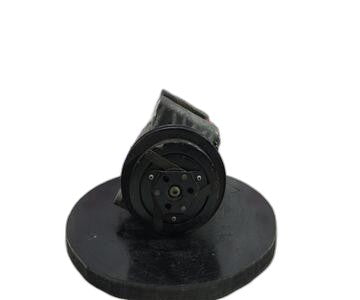 Compresor del aire acondicionado 92600BN301 de Nissan Almera tino (v10m)