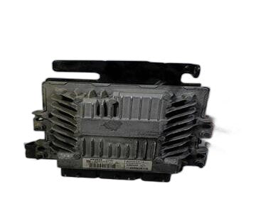 Centralita 8200843713 de Renault Megane ii berlina 5p