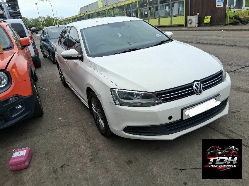 Volkswagen Jetta VI (2011-2018) Blanco - Despiece Completo y Recambios