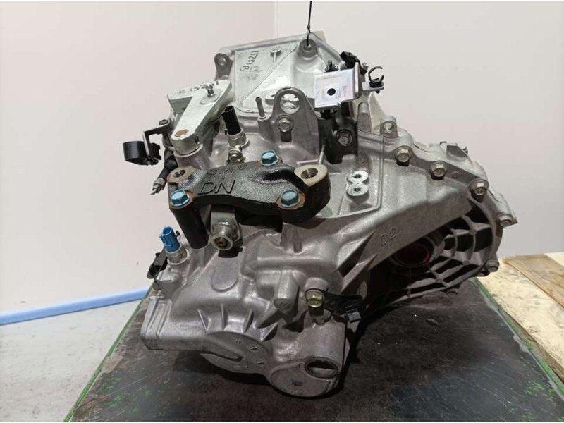 Caja de Cambios Manual Nissan Qashqai J10 Acenta 321004BR0A
