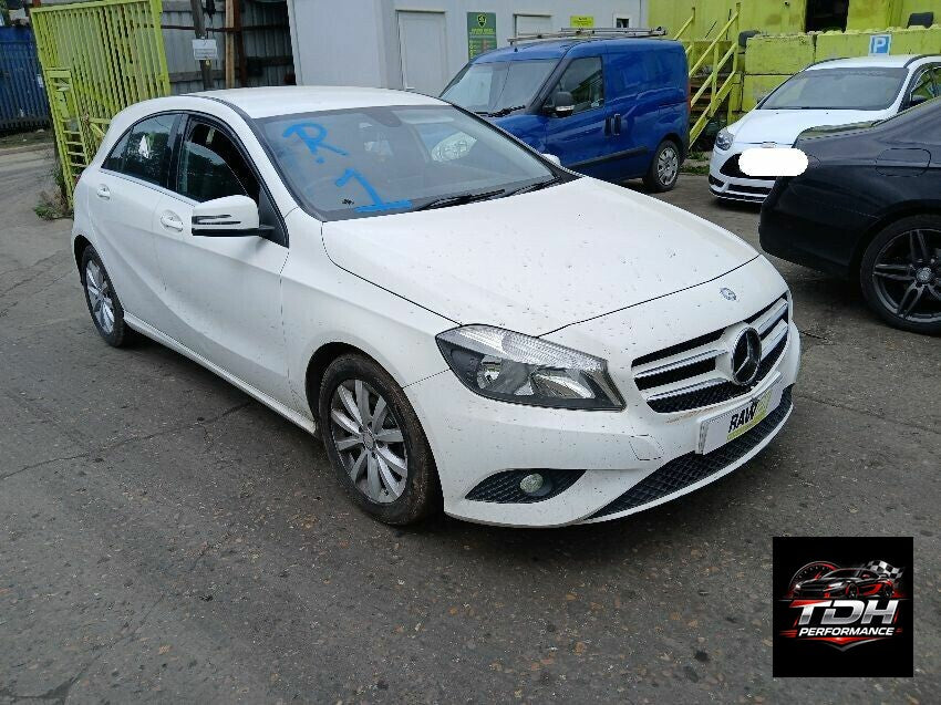 Mercedes-Benz Clase A W176 (2012-2018) Blanco | Despiece / Recambios