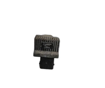 Caja de precalentamiento 9640469680 de Peugeot Partner (s2)