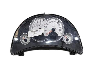 Cuadro de instrumentos 13173357 de Opel Corsa c