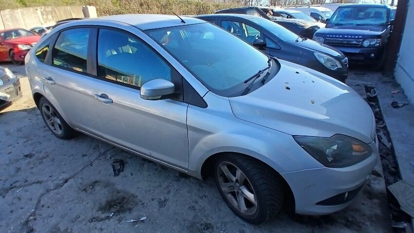 Ford Focus Mk2 Facelift (2008-2011) Plateado Hatchback - Despiece / Recambios