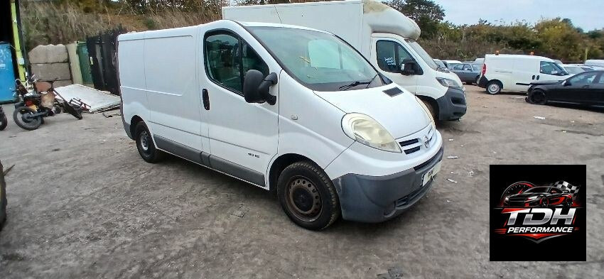 Nissan Primastar X83 (2001-2014) Blanco - Despiece / Recambios