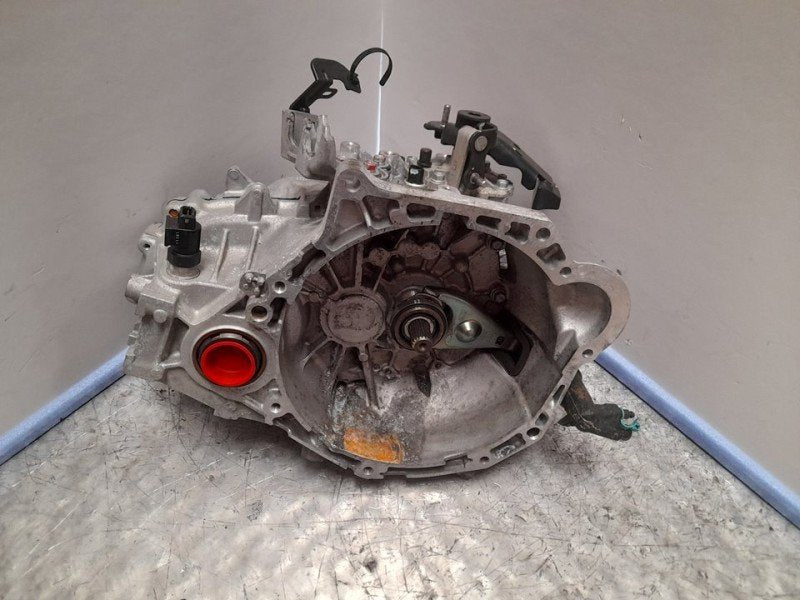 Caja de Cambios Manual Hyundai Elantra Md Tecno TZ32FU