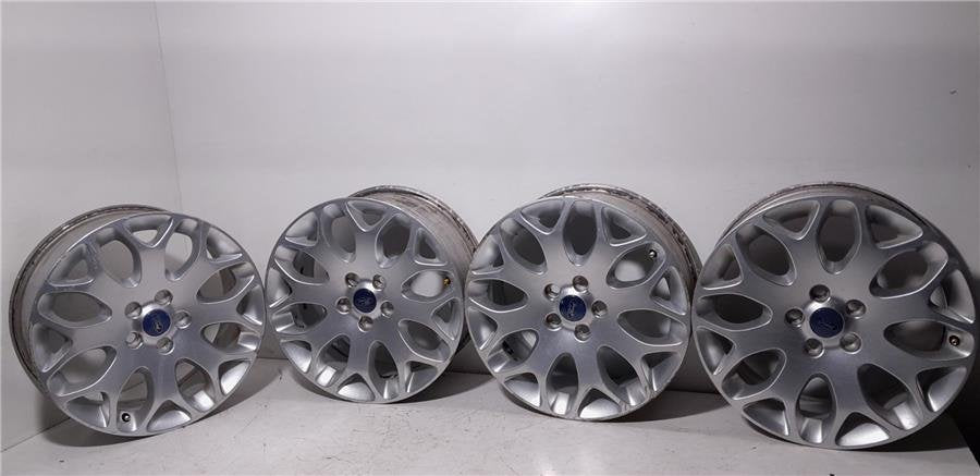 Juego Llantas Ford Focus