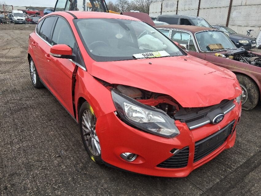 Despiece / Recambios Ford Focus Mk3 2011-2014 Rojo Hatchback