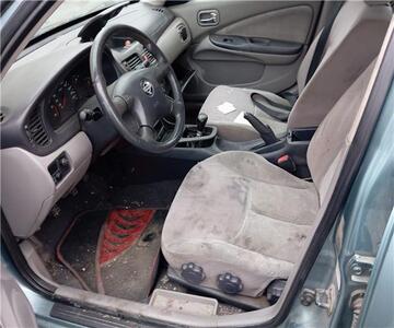 Nissan Almera 2.2 16V Turbodiesel CAT (110 CV / 81 KW) (110 CV / 81 KW