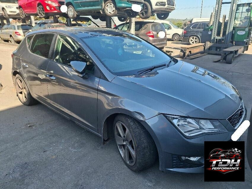 Despiece / Recambios SEAT Leon 5F (2012-2020) 5p Gris - Motor 2.0 TDI