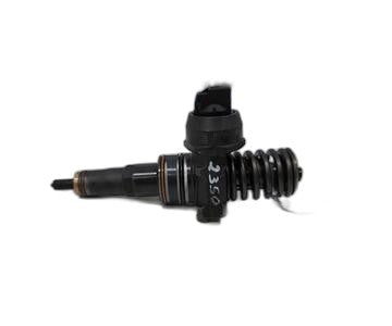Inyector 0414720214 de Volkswagen Passat berlina (3b3)