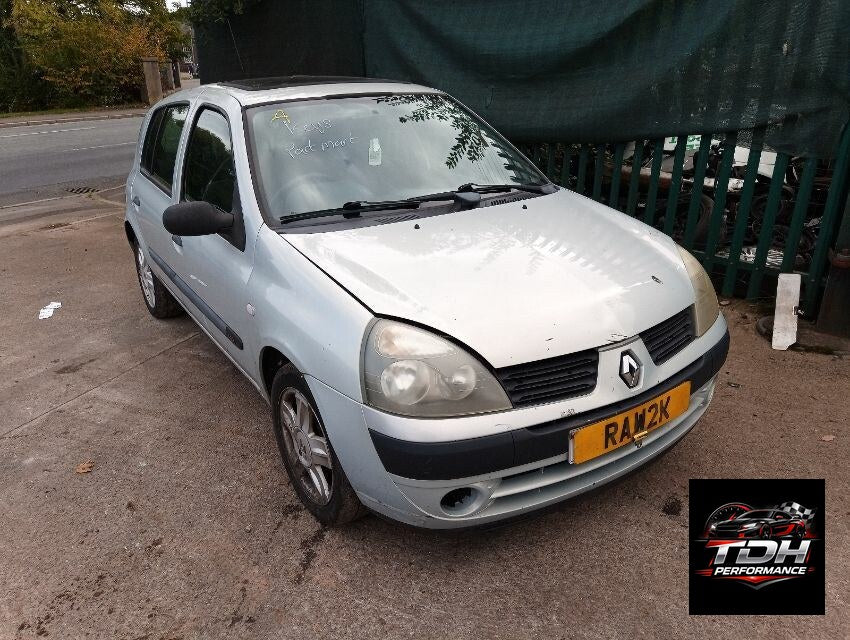 Renault Clio II Phase 2 (2001-2005) Plateado - Despiece / Recambios Usados