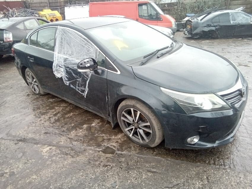 Toyota Avensis T27 (2011-2015) Berlina Gris - Despiece / Recambios