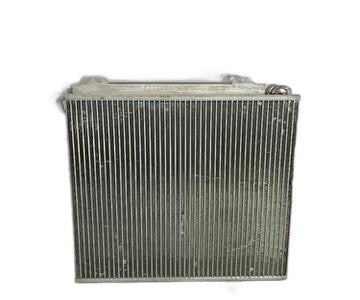 Condensador / radiador aire acondicionado BKP de Volkswagen Passat berlina (3c2)