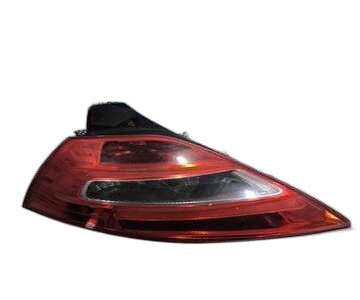 Piloto trasero izquierdo 8200413214 de Renault Megane ii berlina 5p