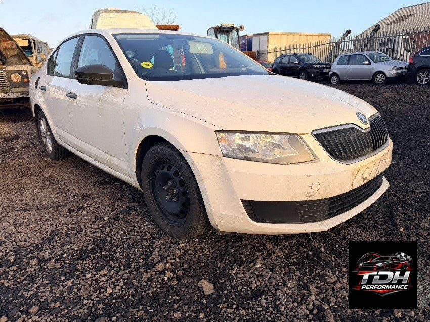 Skoda Octavia III (5E) 2013-2017 Berlina Blanco Despiece / Recambios