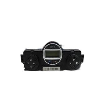 Mando calefacción 8200501465 de Renault Megane i scenic (ja0)