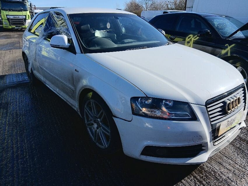 Despiece / Recambios Audi A3 8P (2008-2012) 3p Blanco S-Line