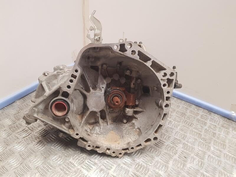 Caja de Cambios Manual Toyota Aygo X Cite 303000H070