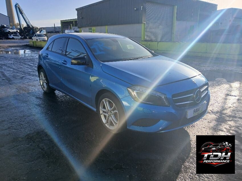 Mercedes-Benz Clase A W176 (2012-2018) Azul | Despiece y Recambios
