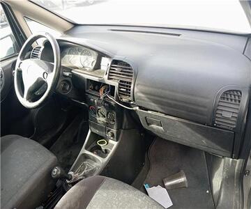 Opel Zafira A 2.0 Elegance 1999 - Despiece