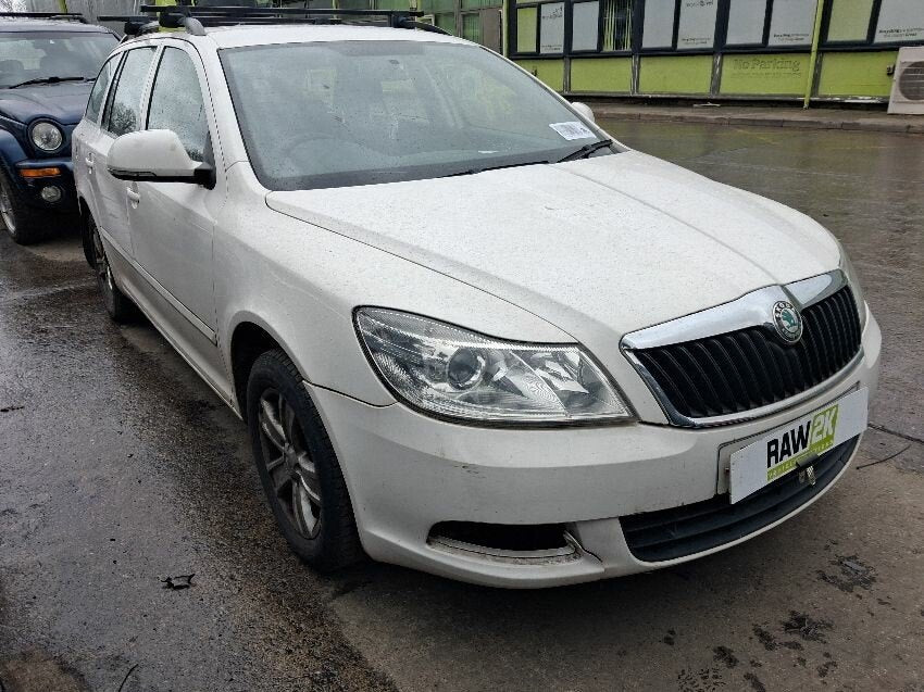 Skoda Octavia II Combi 1Z Facelift (2009-2013) Blanco - Despiece / Recambios