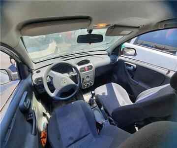 Opel Corsa C 2003 - Despiece