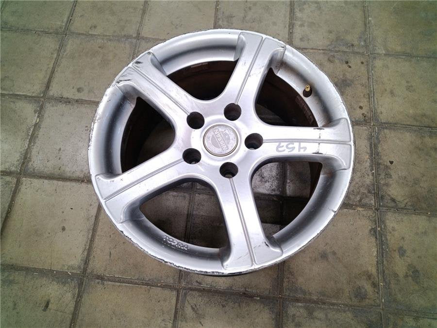 Llanta Nissan Primera