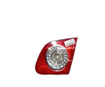 Piloto trasero derecho ZSB3C5945094 de Volkswagen Passat berlina (3c2)