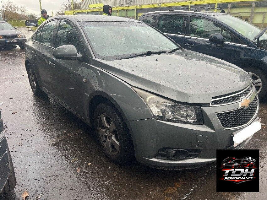 Chevrolet Cruze J300 (2008-2016) Gris - Despiece / Recambios