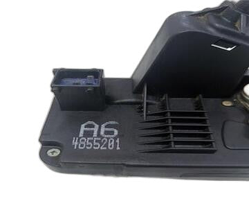 Cerradura puerta trasera derecha 4855201 de Saab 9-5 familiar