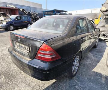 Mercedes-Benz Clase C Berlina 2.0 200 Compressor (203.045) 2000 - Desp