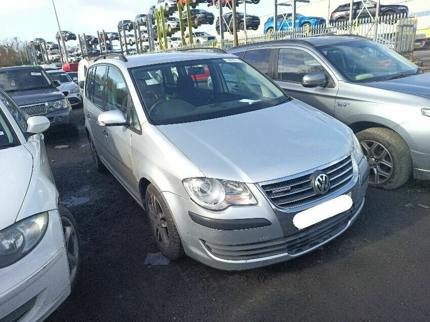 Volkswagen Touran 1T Facelift (2006-2010) Plateado - Despiece / Recambios