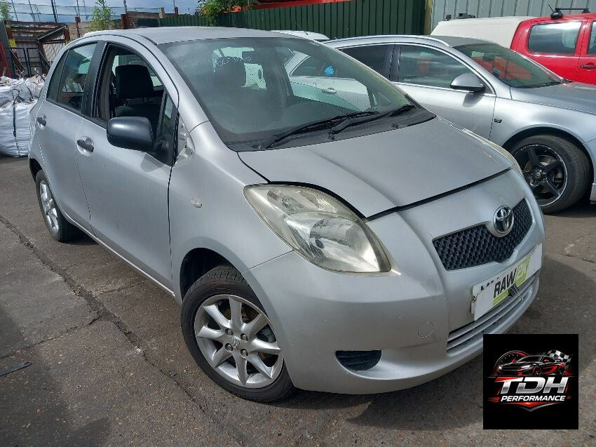 Toyota Yaris XP90 2005-2011 Plateado - Despiece / Recambios