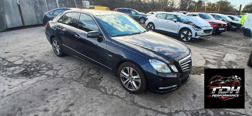 Mercedes-Benz Clase E W212 (2009-2013) Despiece / Recambios Berlina Negro